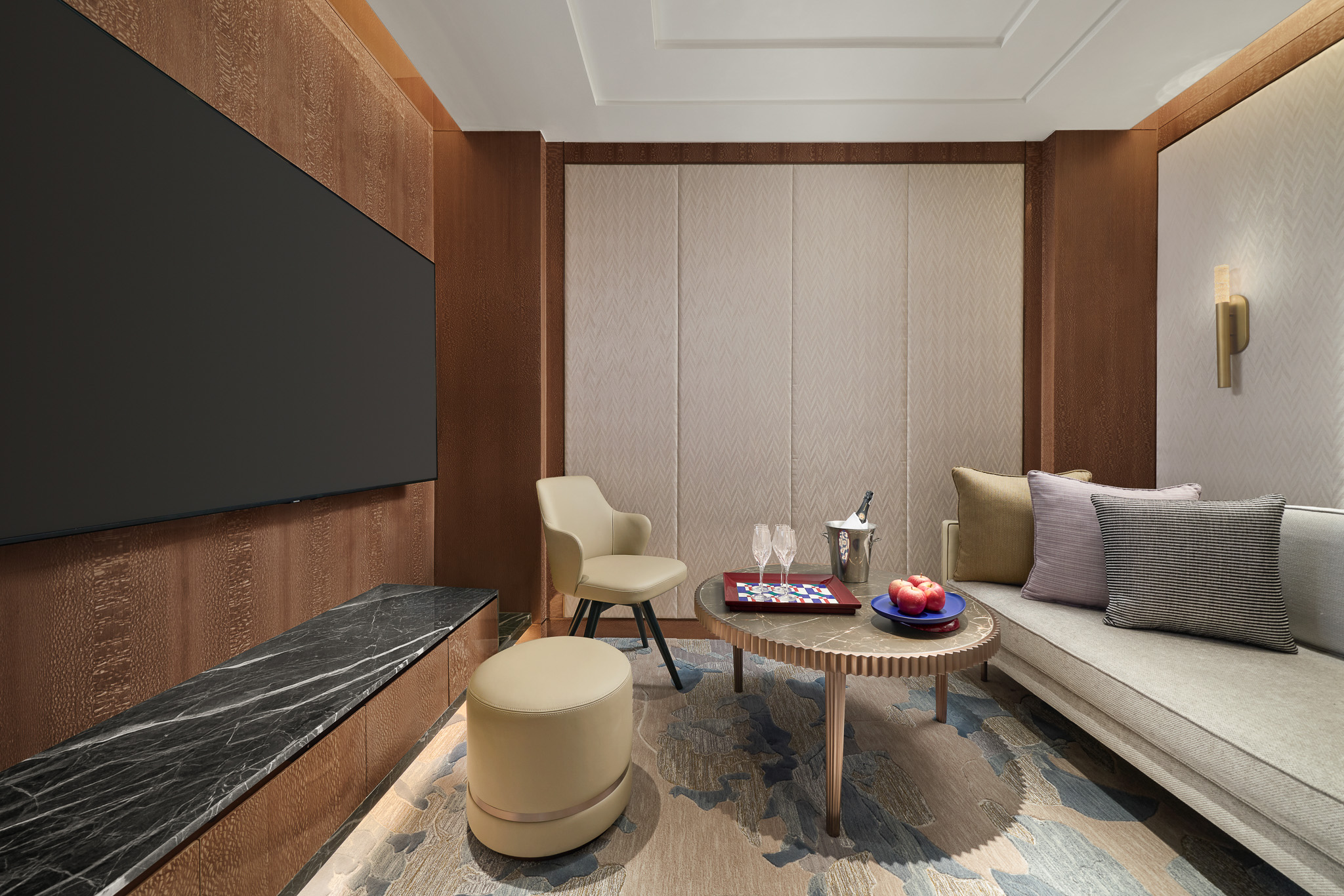 HERITAGE SUITE