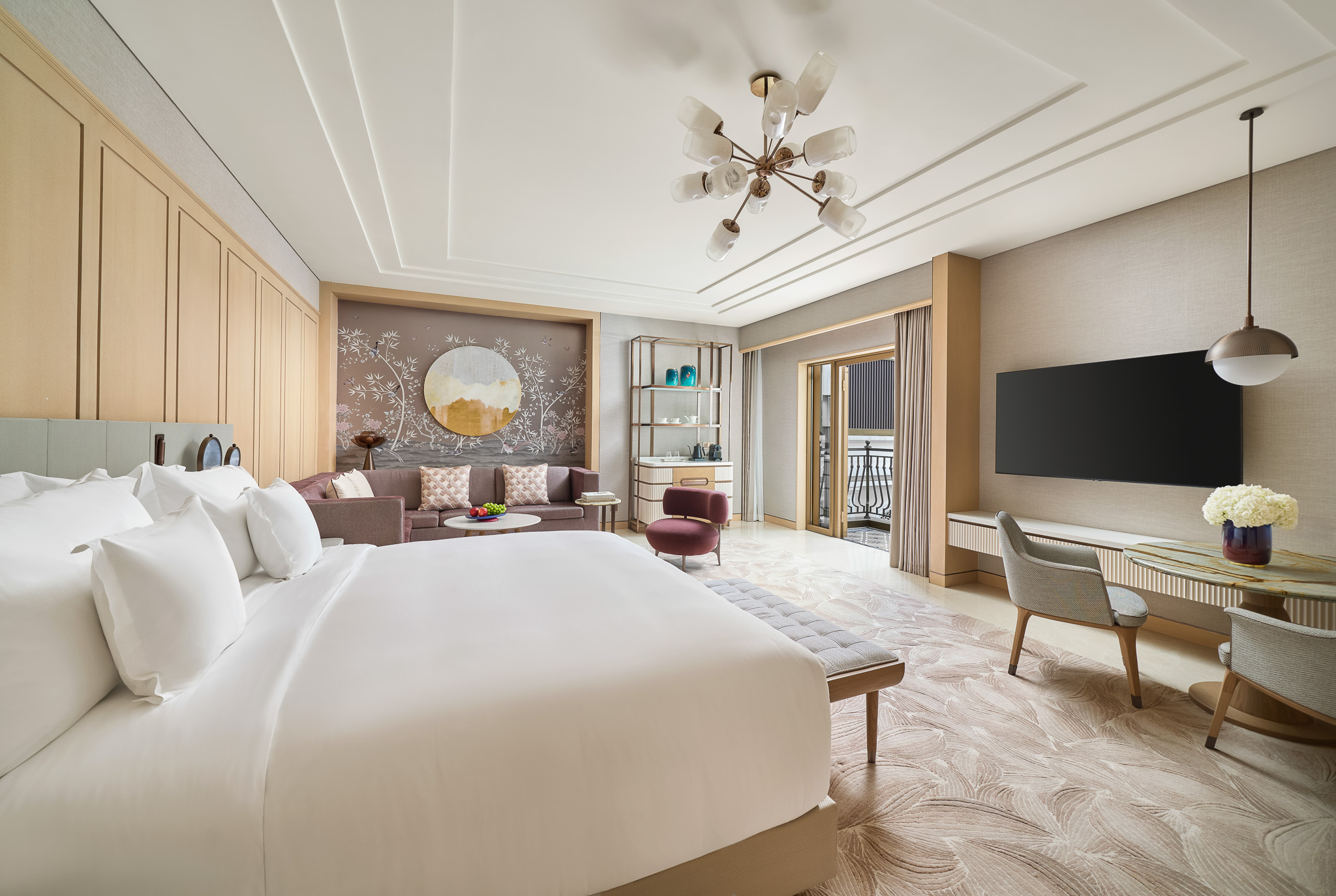 POOL VIEW SUITE
