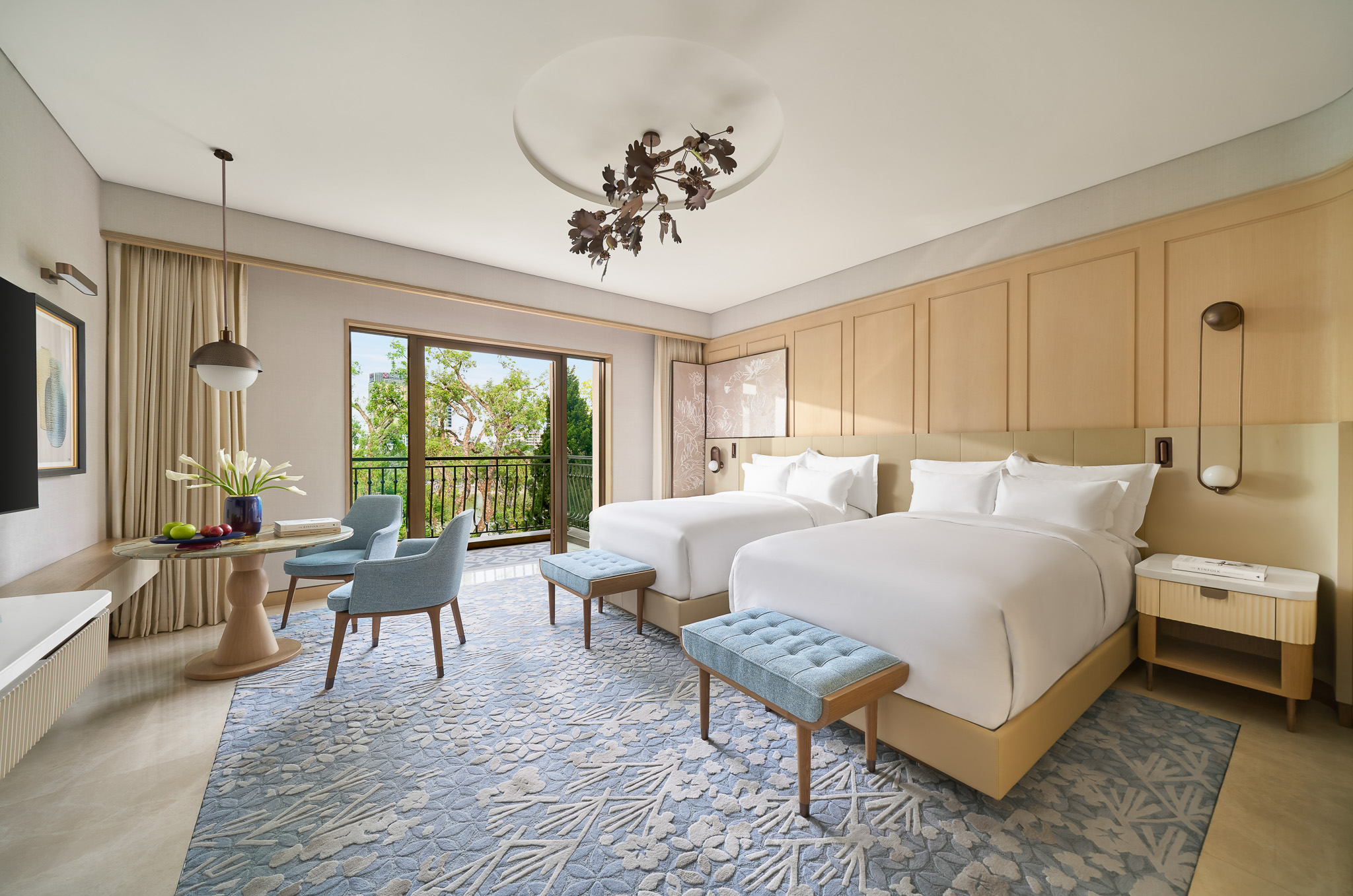 SIGNATURE LAKE VIEW TWIN
