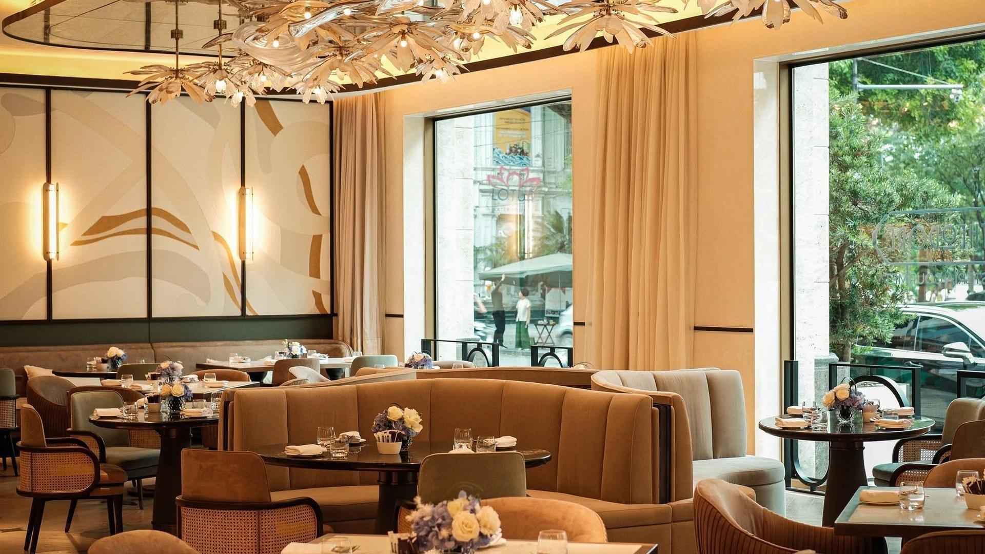 The Theodore restaurant dining room in daylight